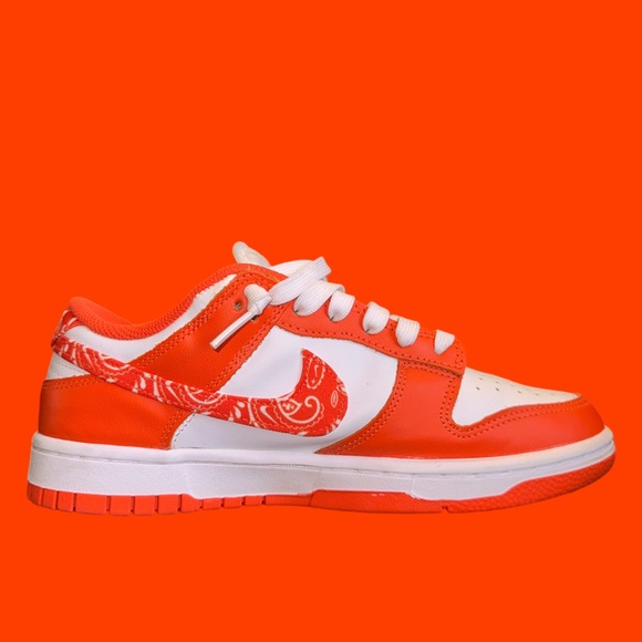 Nike Dunk Low Orange Paisley - Picture 4 of 7
